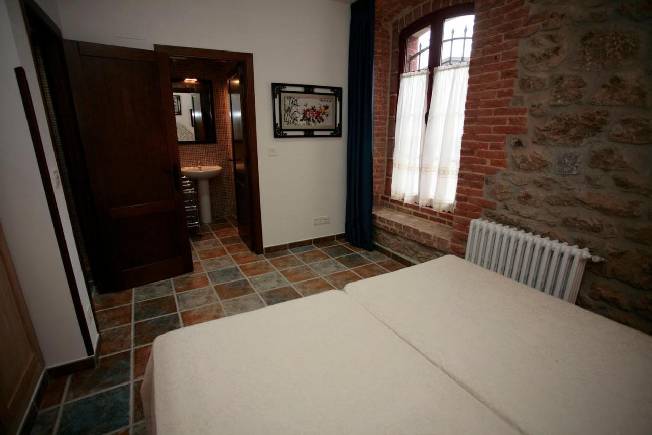 Appartement Casa Josefita à Villamayor  Extérieur photo